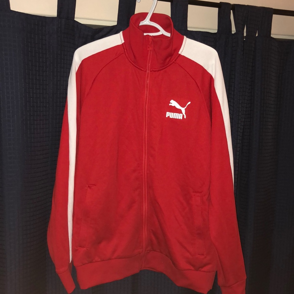 Puma Men Sweater(L)